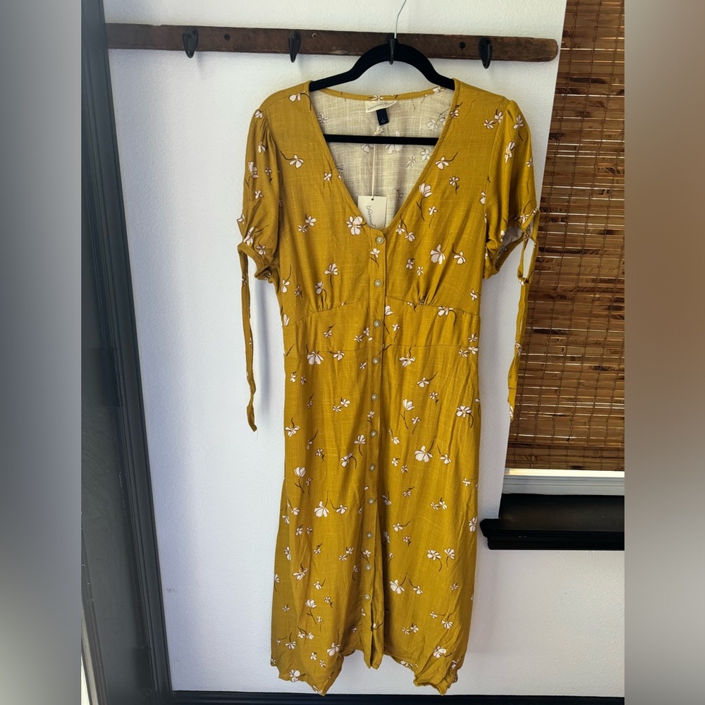 Universal Thread yellow floral midi dress with ties on sleeves